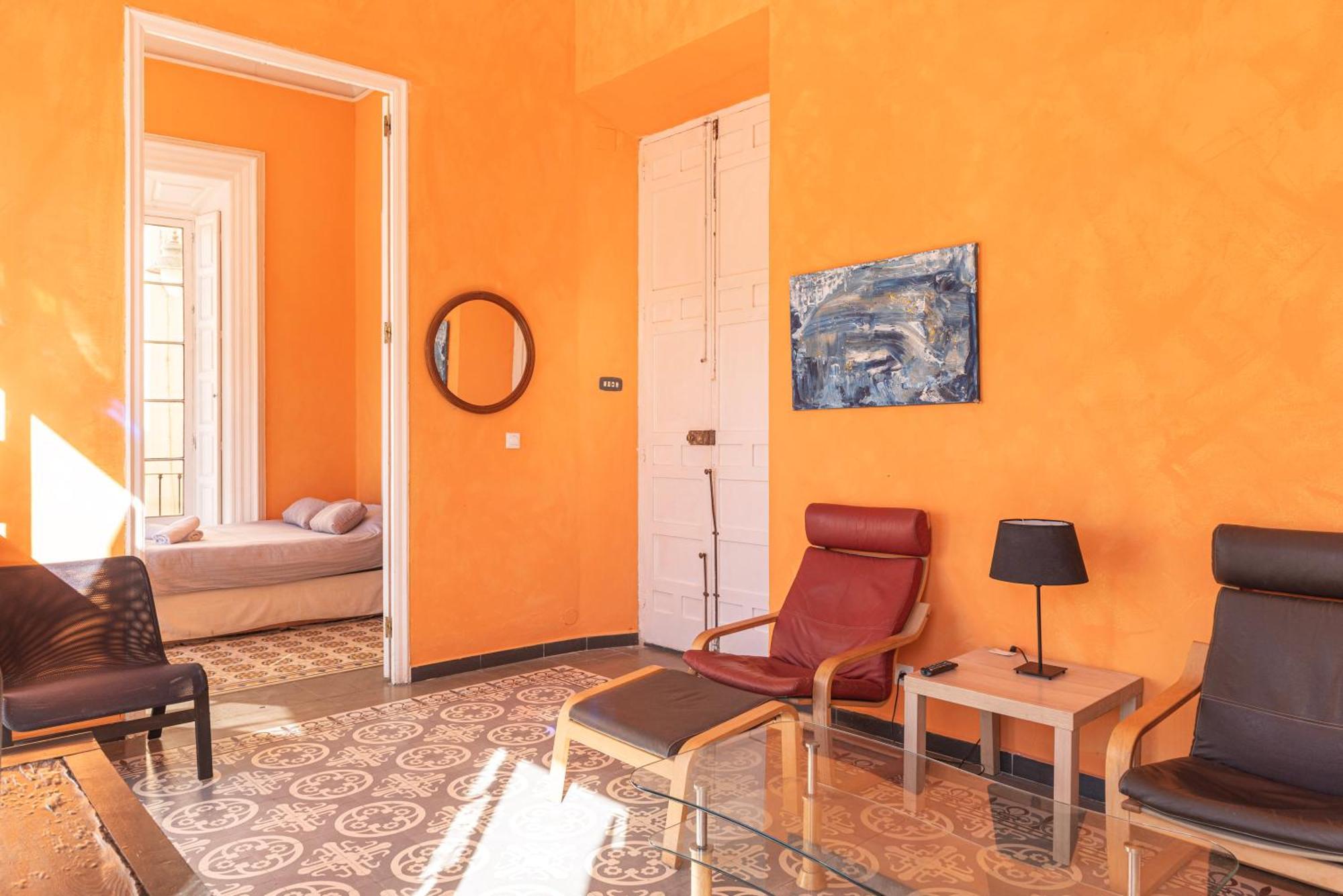 Private Rooms In Historic Building On The Square Malaga Zewnętrze zdjęcie