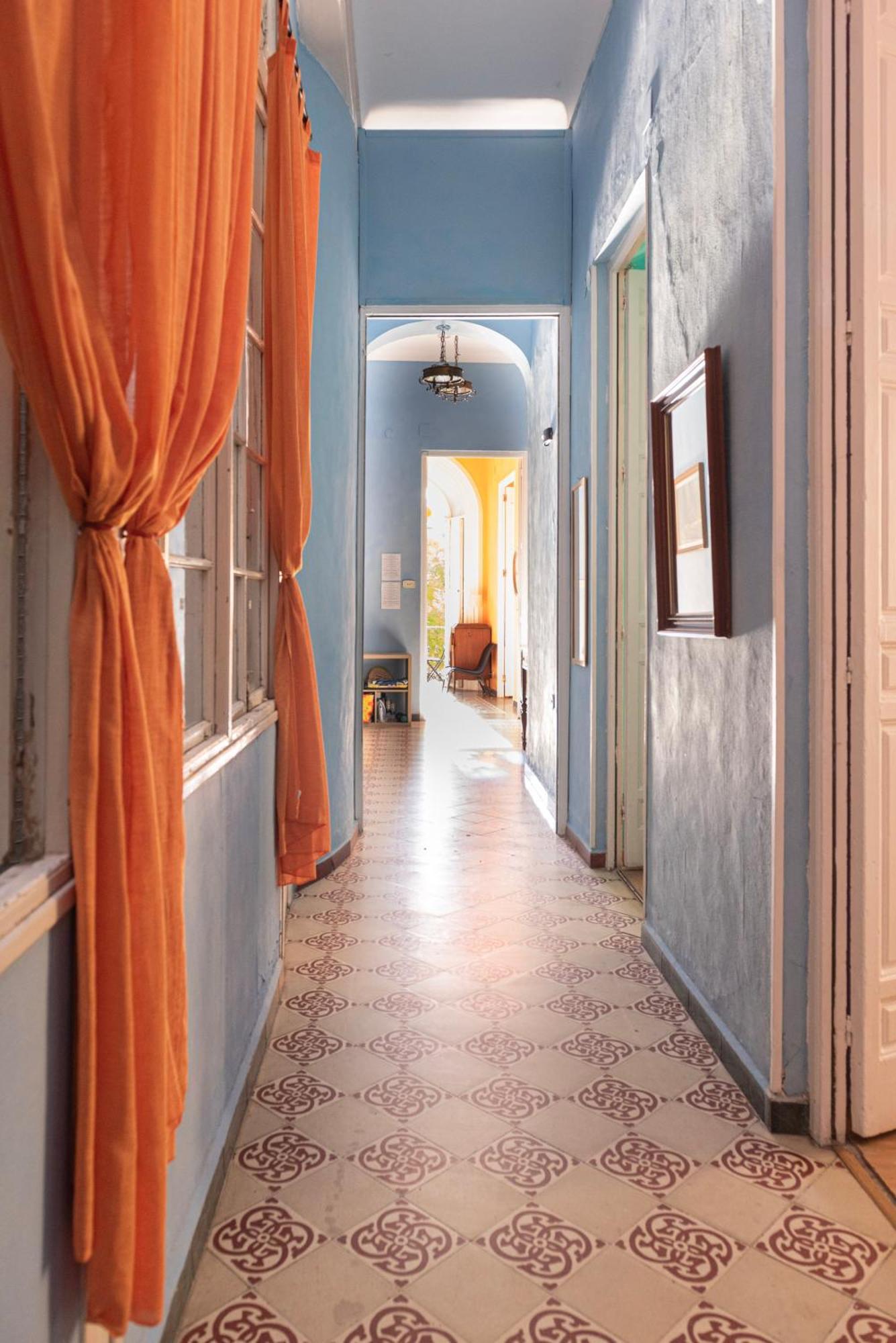 Private Rooms In Historic Building On The Square Malaga Zewnętrze zdjęcie